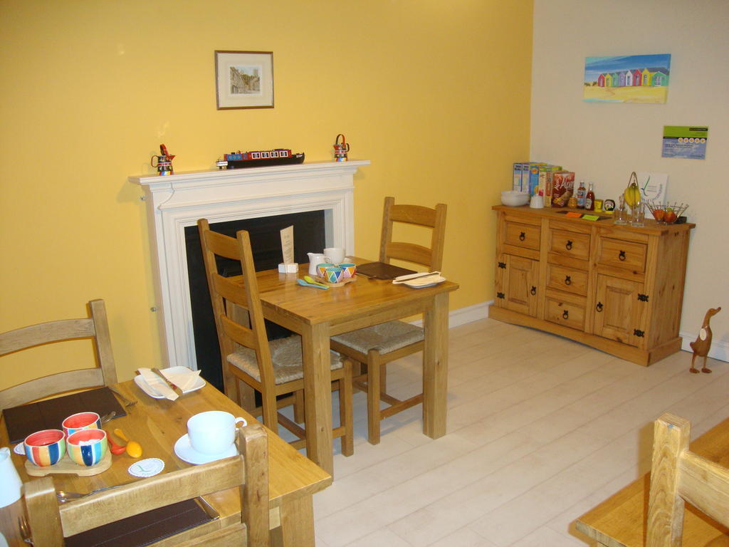Canal View Bed And Breakfast Saxilby Dış mekan fotoğraf